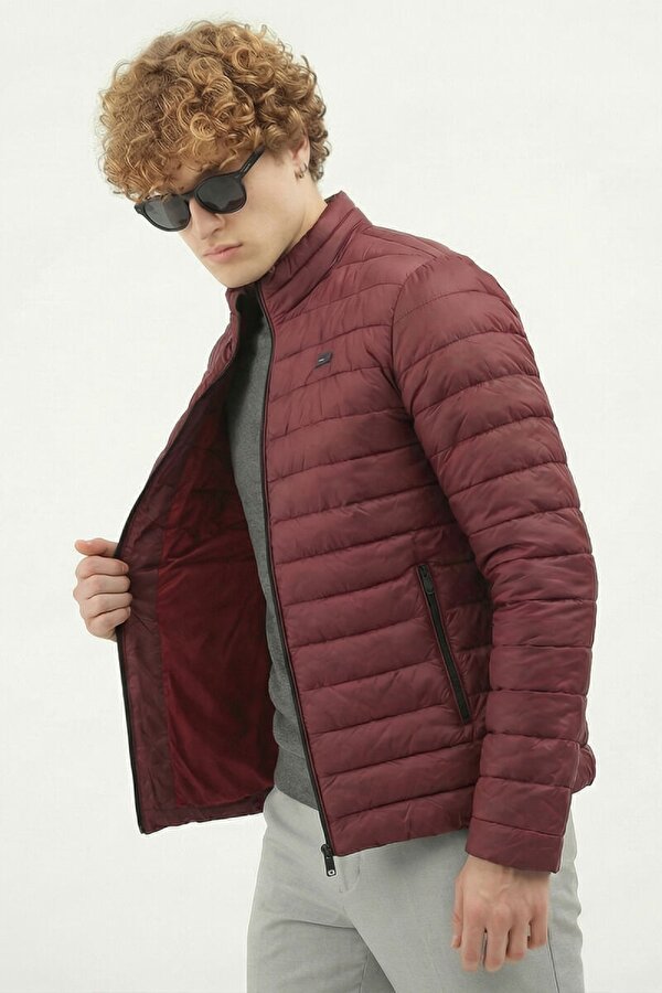 İçi Astarlı Cepli Jel Elyaf Su ve Rüzgar Geçirmez Şişme Kışlık Erkek Mont