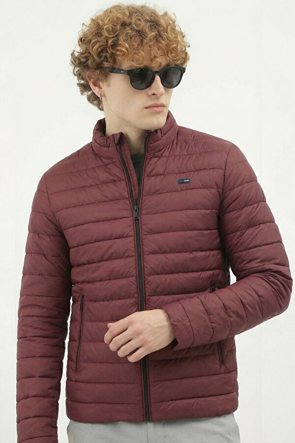 İçi Astarlı Cepli Jel Elyaf Su ve Rüzgar Geçirmez Şişme Kışlık Erkek Mont