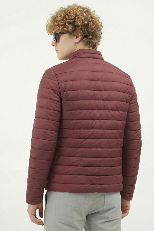 İçi Astarlı Cepli Jel Elyaf Su ve Rüzgar Geçirmez Şişme Kışlık Erkek Mont