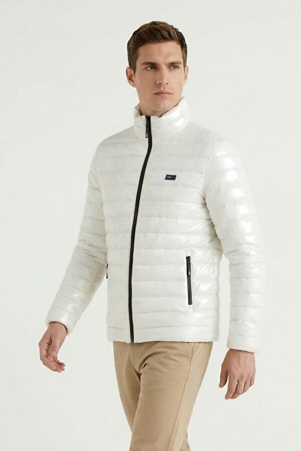 İçi Astarlı Cepli Jel Elyaf Su ve Rüzgar Geçirmez Şişme Kışlık Erkek Mont