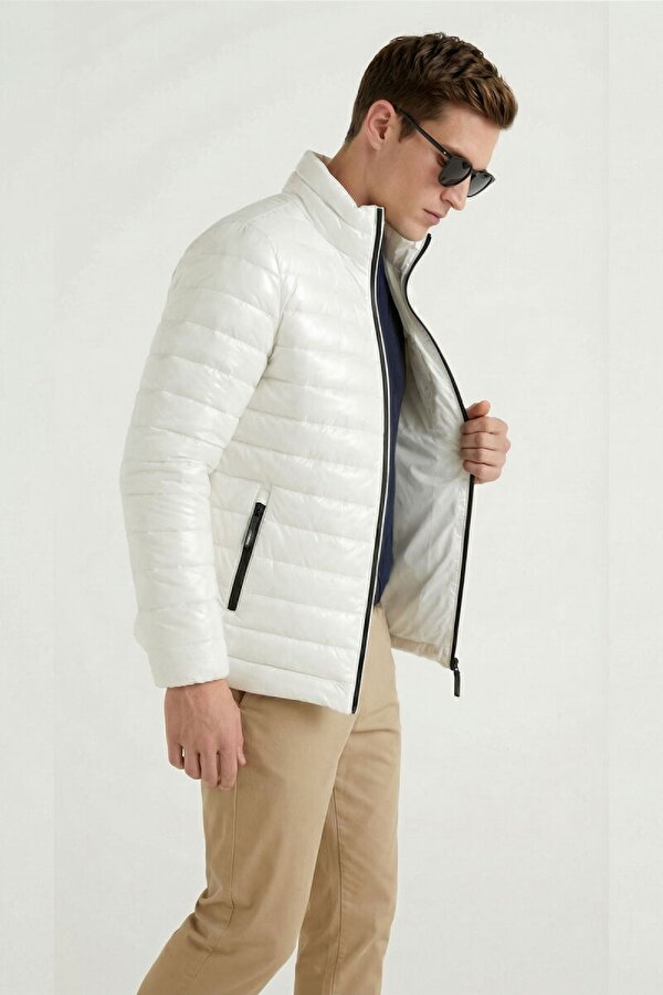 İçi Astarlı Cepli Jel Elyaf Su ve Rüzgar Geçirmez Şişme Kışlık Erkek Mont