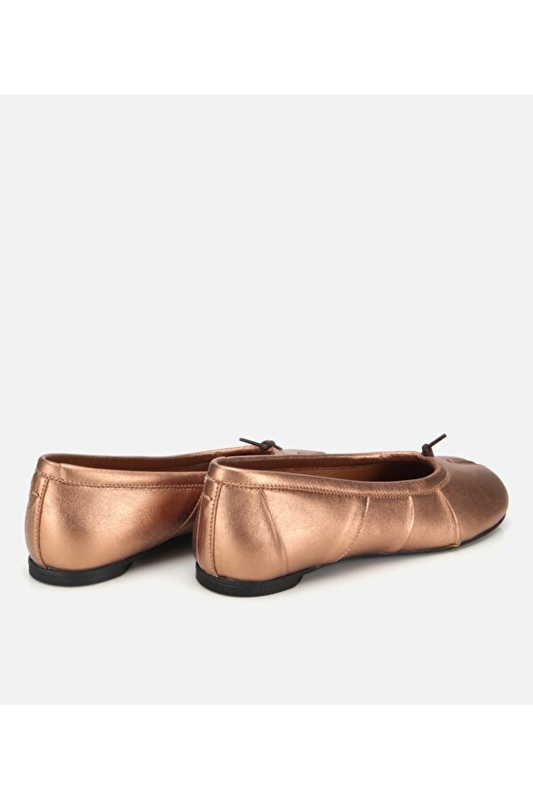Kadın Deri Bronz Ön Detaylı Babet