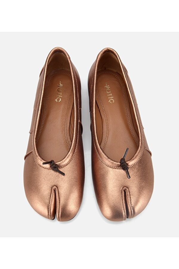 Kadın Deri Bronz Ön Detaylı Babet