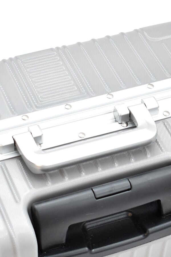 Alüminyum Alaşımlı Kabin Boy Valiz – TSA Kilitli, Ultra Dayanıklı Sert Kabuk, Sessiz Tekerlek