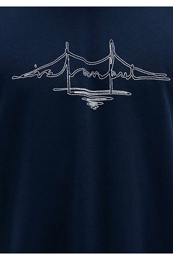 M0611881 İstanbul Nakışlı Tişört Erkek T-Shirt