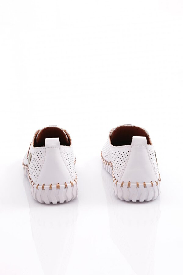 2010720Y Kadın Deri Ayakkabı