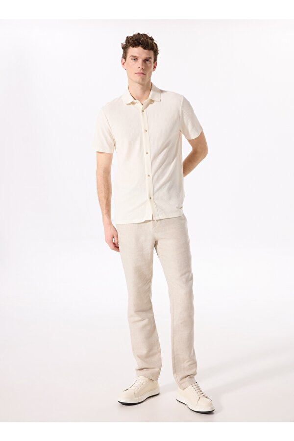 Basic Gömlek Yaka Armürlü Ekru Erkek Gömlek F5SM-GML 2131