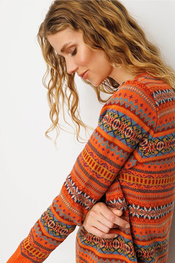 Kadın Sıfır Yaka Komple Jakarlı Yün Kazak 25100 Portakal