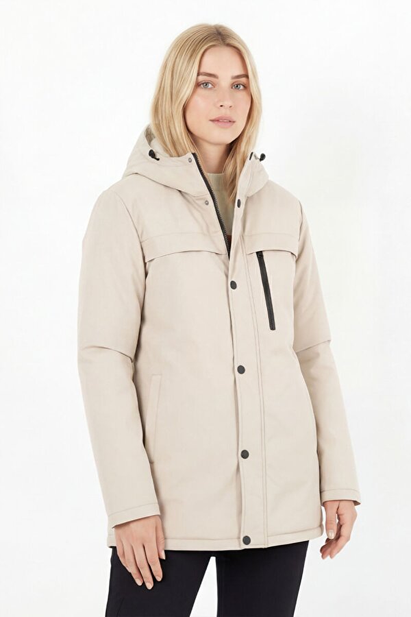 İçi Kürklü Su ve Rüzgar Geçirmez Cepli Kapüşonlu Kadın Mont