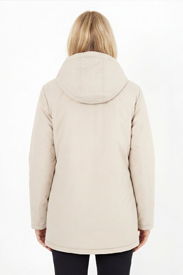 İçi Kürklü Su ve Rüzgar Geçirmez Cepli Kapüşonlu Kadın Mont
