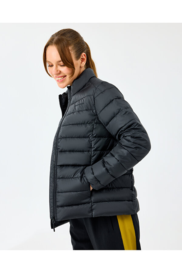 W Essential Outerwear Padded Jacket Kadın Siyah Mont S231240-3817