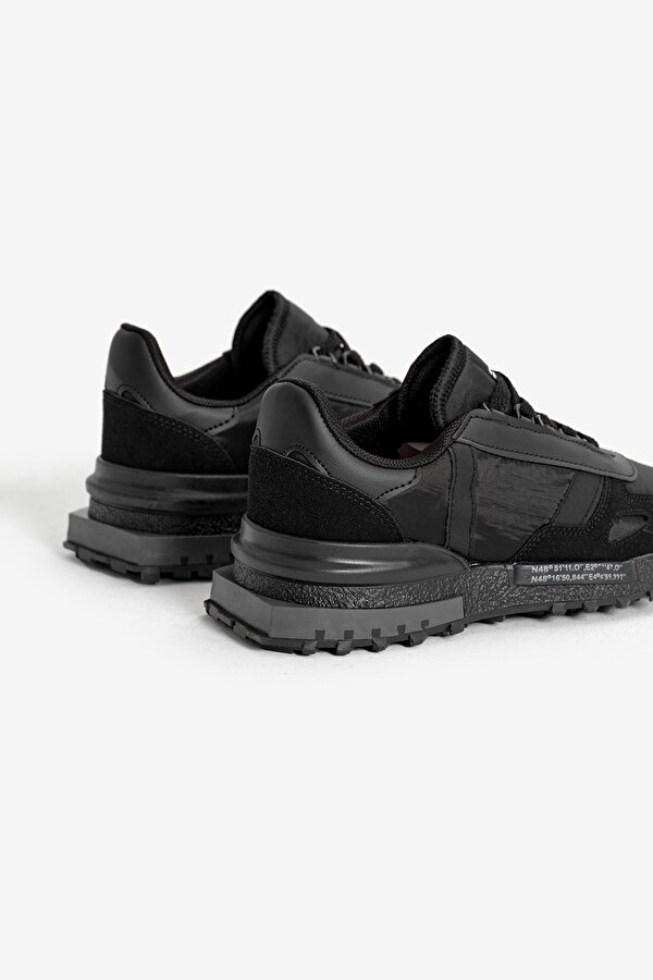 Unisex Siyah Kalın Termo Taban Yazı Detaylı Retro Stil Günlük Spor Ayakkabı