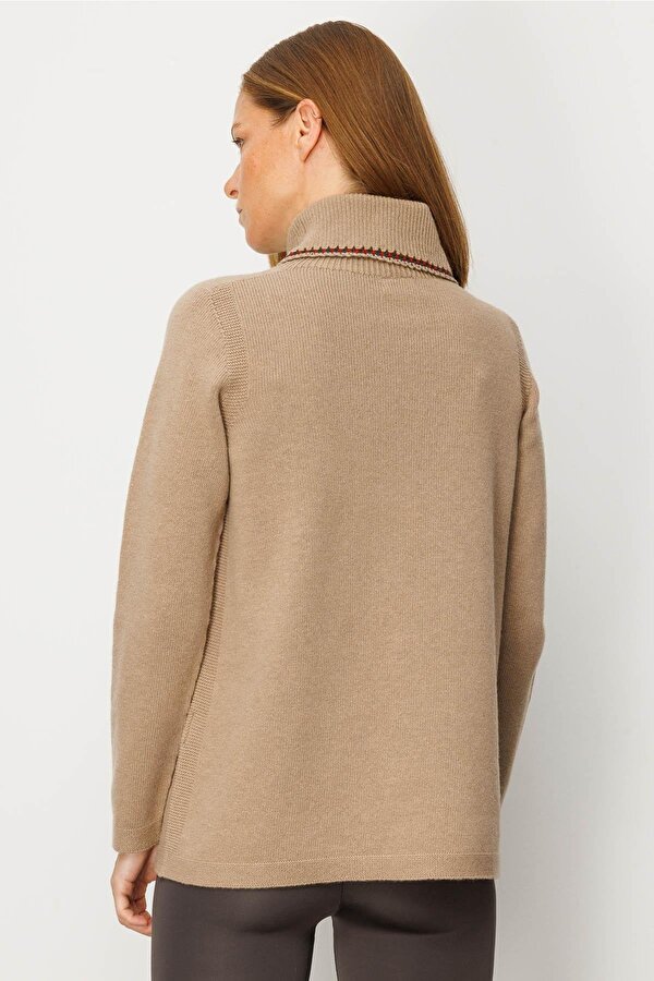 Kadın Degaje Yaka Cebi ve Yakası Tığlamalı Yün Kazak 25202 Bej