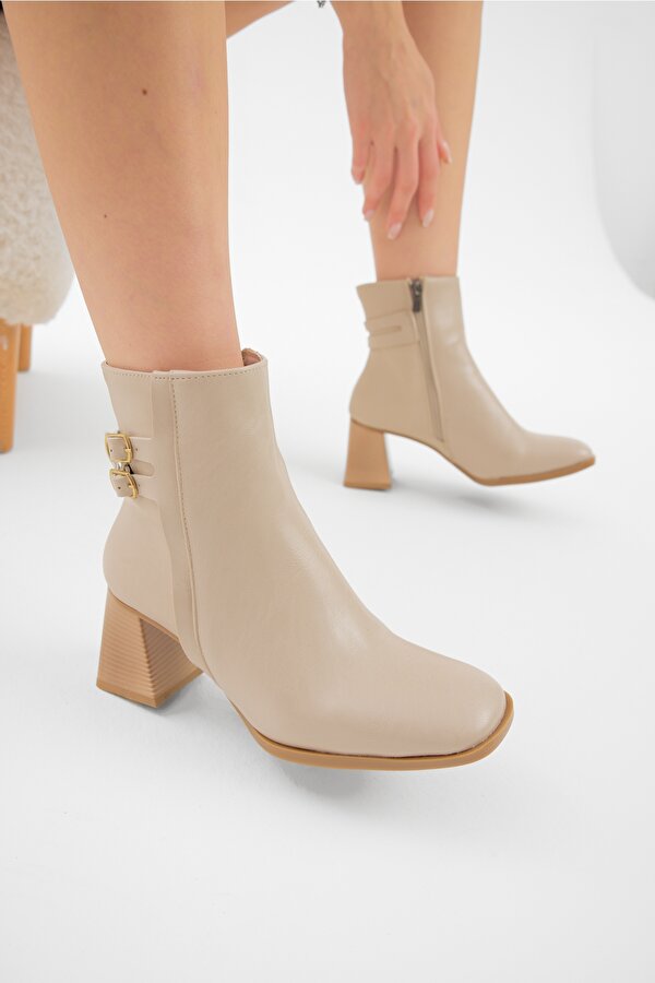 Kadın Bej TPU Taban Çift Tokalı Fermuarlı Topuklu Bot