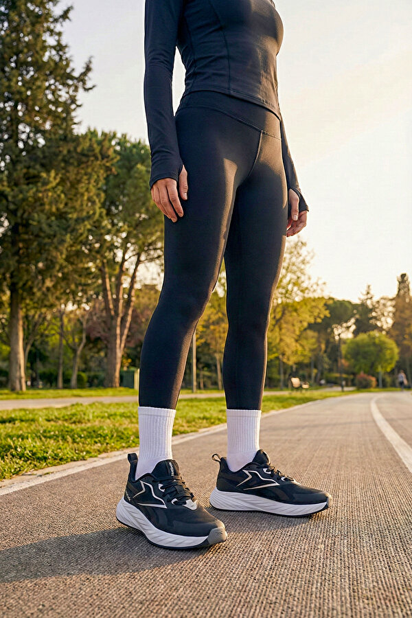 RUSHWIND Siyah Kadın Sneaker