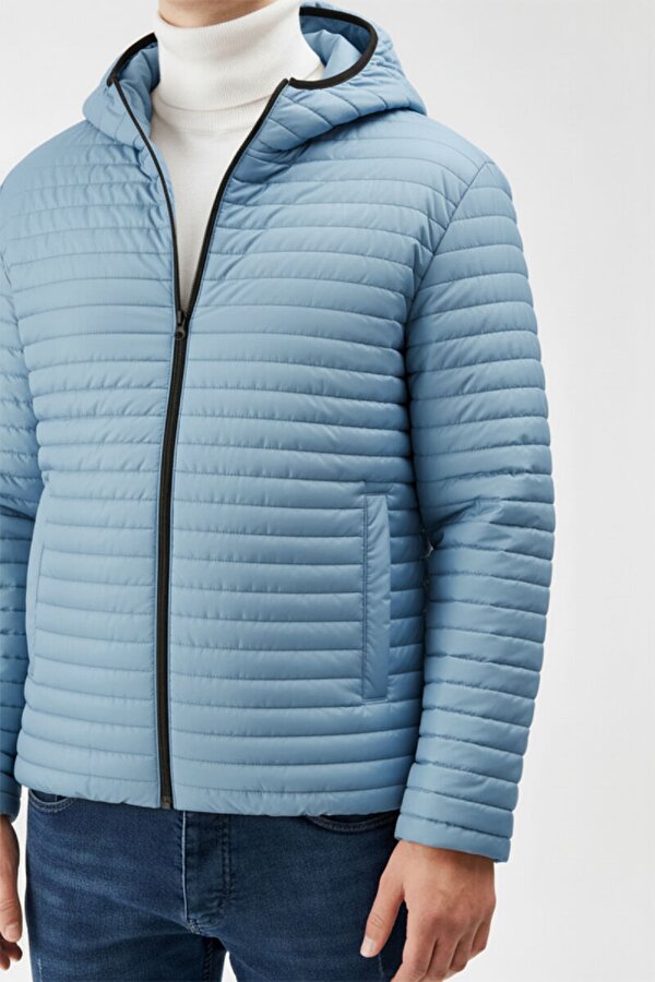 İçi Astarlı Cepli Kapüşonlu Jel Elyaf Su ve Rüzgar Geçirmez Şişme Kışlık Erkek Mont