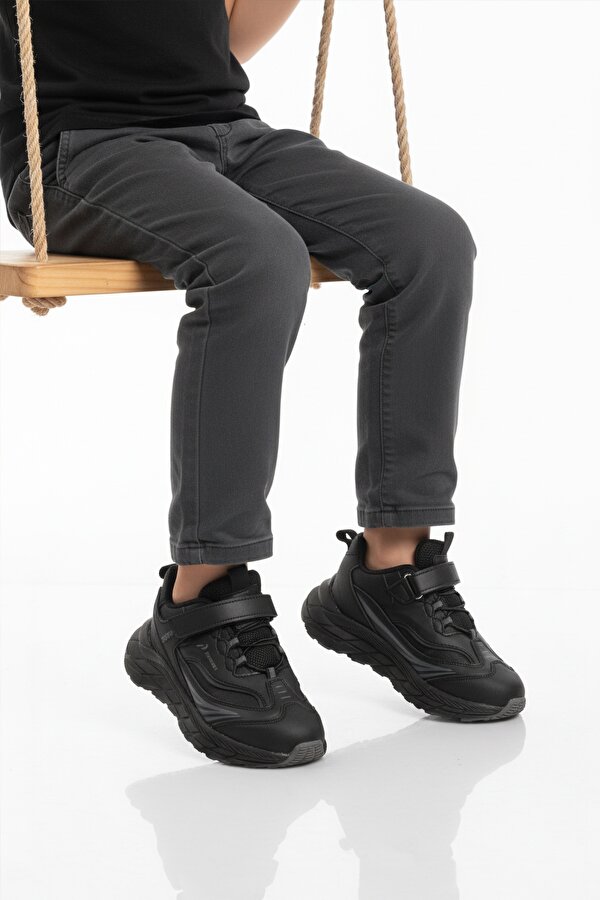 Siyah Cırtlı Hafif Esnek Erkek Çocuk Spor Ayakkabı 1987 F