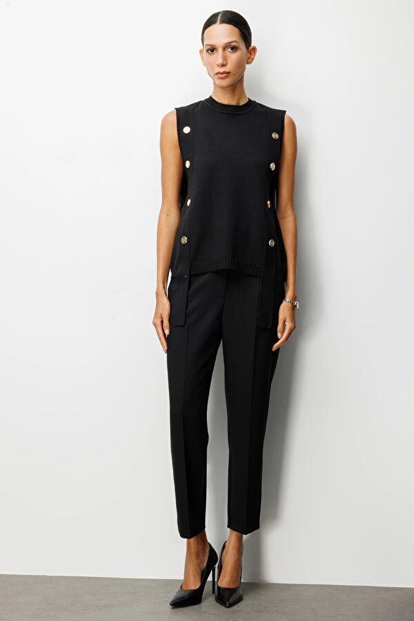 Kadın Süs Düğmeli Sıfır Yaka Süveter 69310 Siyah