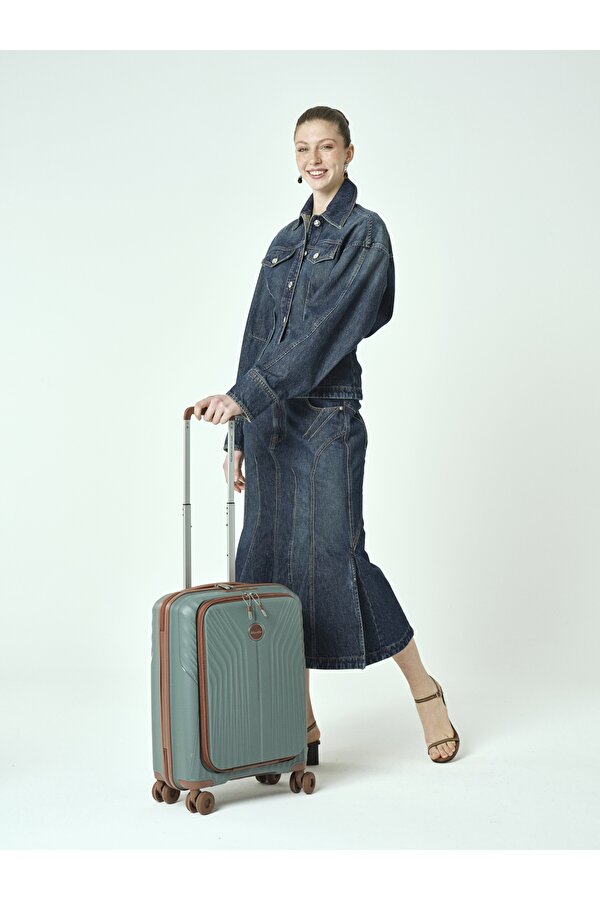 Benetton 8010 Laptop bölmeli Küçük Boy Polipropilen Kırılmaz Valiz  Tekerlekli Valiz ANTRESİT