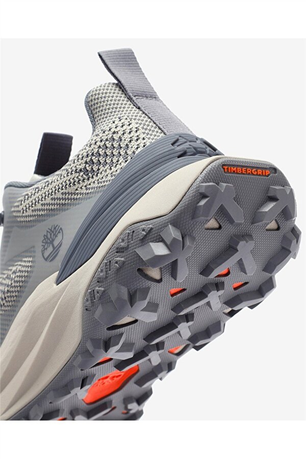 MOTION ACCESS LOW LACE UP SNEAKER