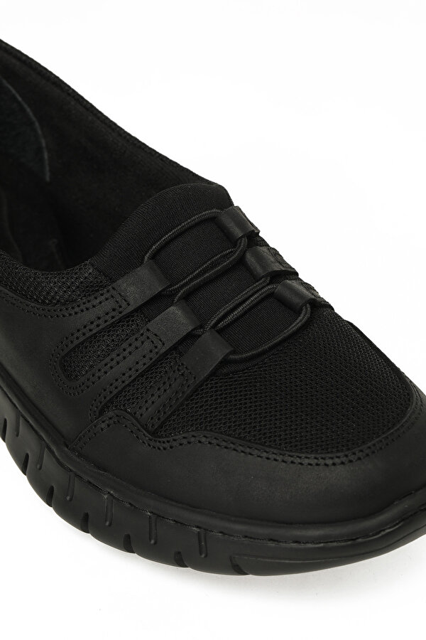 105605.NZ5PR Siyah Kadın Düz Ayakkabı