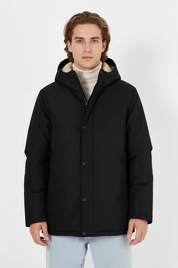 İçi Kürklü Kapüşonlu Jel Elyaflı Su & Rüzgar Geçirmez Cepli Erkek Kışlık Parka Mont