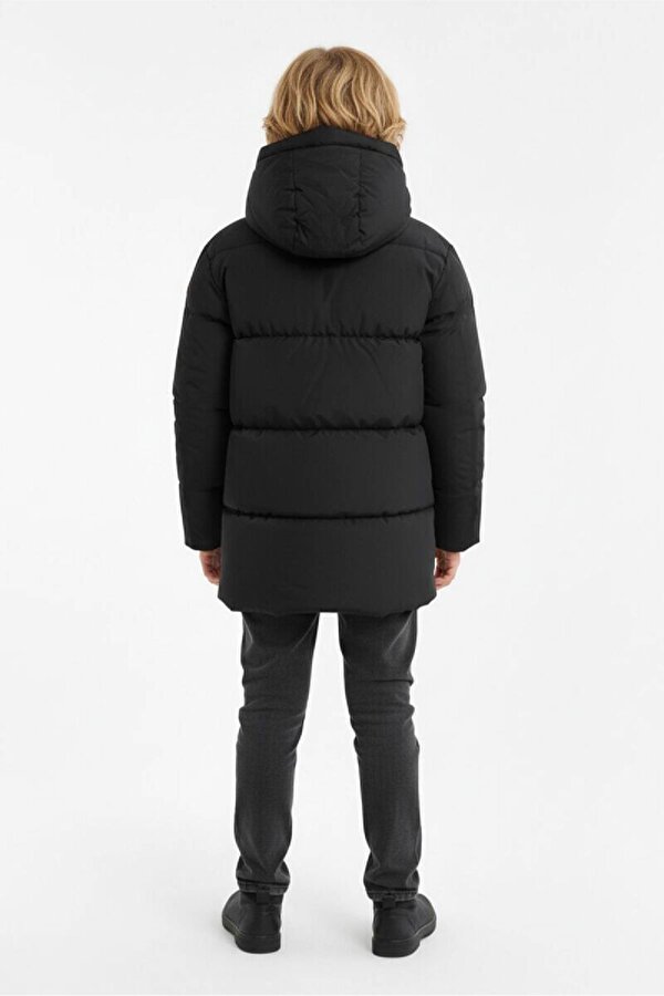 İçi Kürklü Kapüşonlu Jel Elyaf Dolgulu Şişme Erkek Çocuk Kışlık Mont