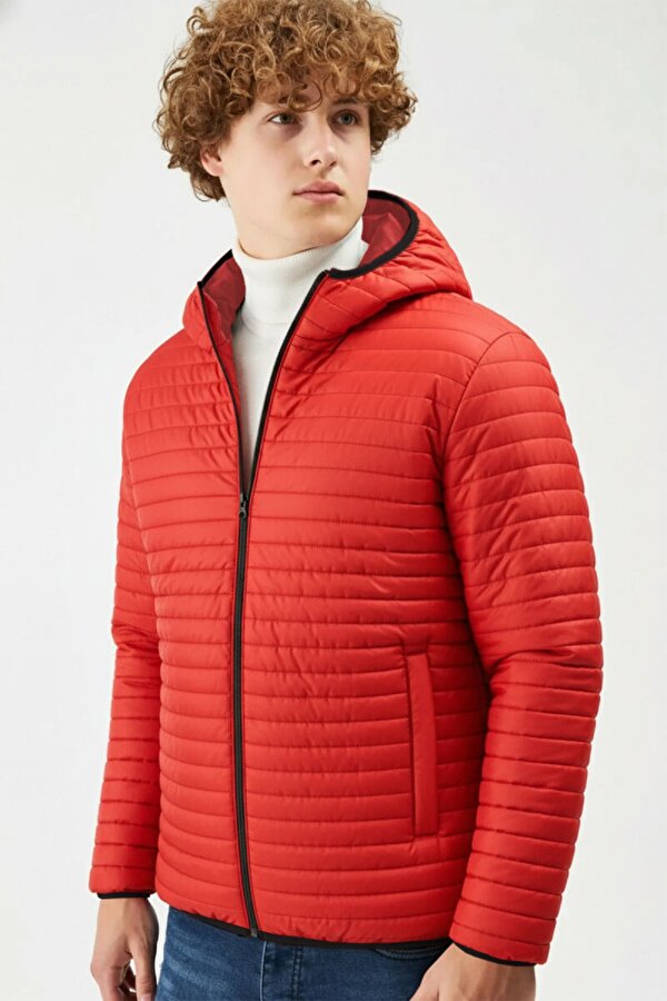 Kapüşonlu Su & Rüzgar Geçirmez İçi Astarlı Cepli Fit Erkek Kışlık Şişme Mont