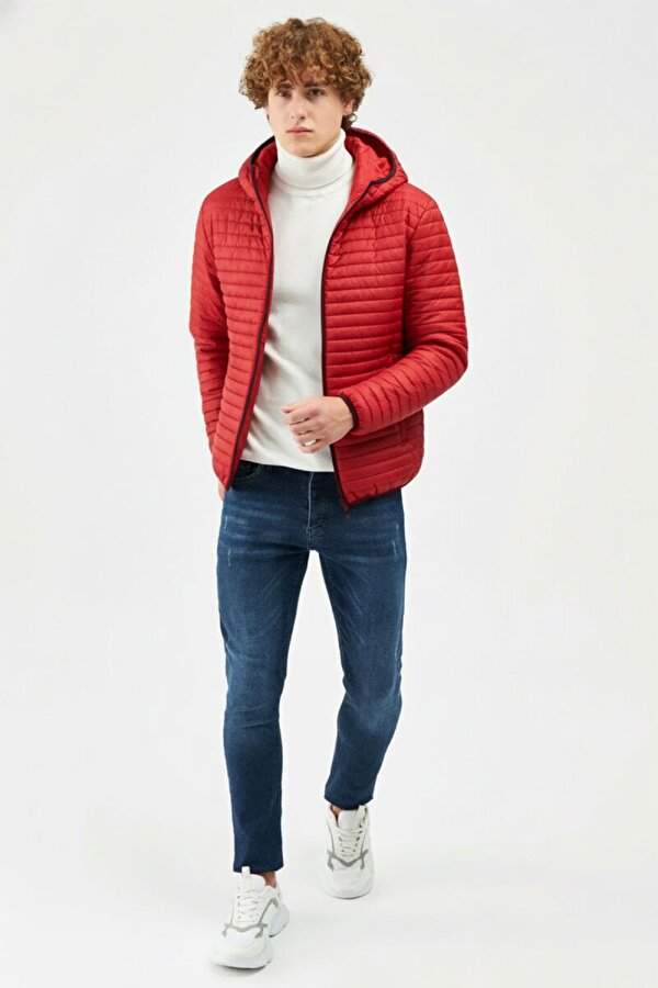 Kapüşonlu Su & Rüzgar Geçirmez İçi Astarlı Cepli Fit Erkek Kışlık Şişme Mont