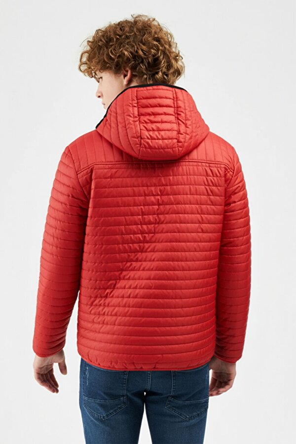 Kapüşonlu Su & Rüzgar Geçirmez İçi Astarlı Cepli Fit Erkek Kışlık Şişme Mont