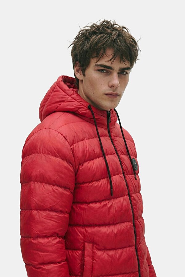 Kapüşonlu Jel Elyaf Dolgulu Su & Rüzgar Geçirmez İçi Astarlı Cepli Erkek Kışlık Mont