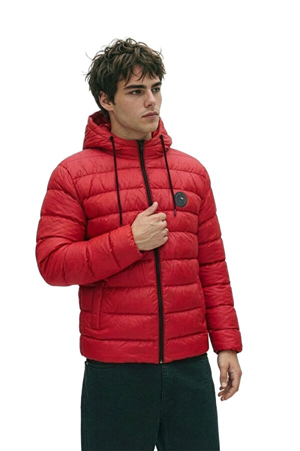 Kapüşonlu Jel Elyaf Dolgulu Su & Rüzgar Geçirmez İçi Astarlı Cepli Erkek Kışlık Mont