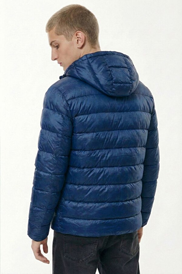 Kapüşonlu Jel Elyaf Dolgulu Su & Rüzgar Geçirmez İçi Astarlı Cepli Erkek Kışlık Mont