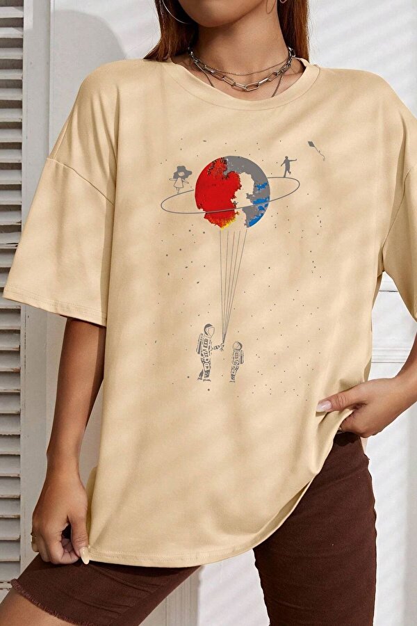 Unisex Evren Temalı Baskılı T-shirt - FLO 3 Al 1 Öde