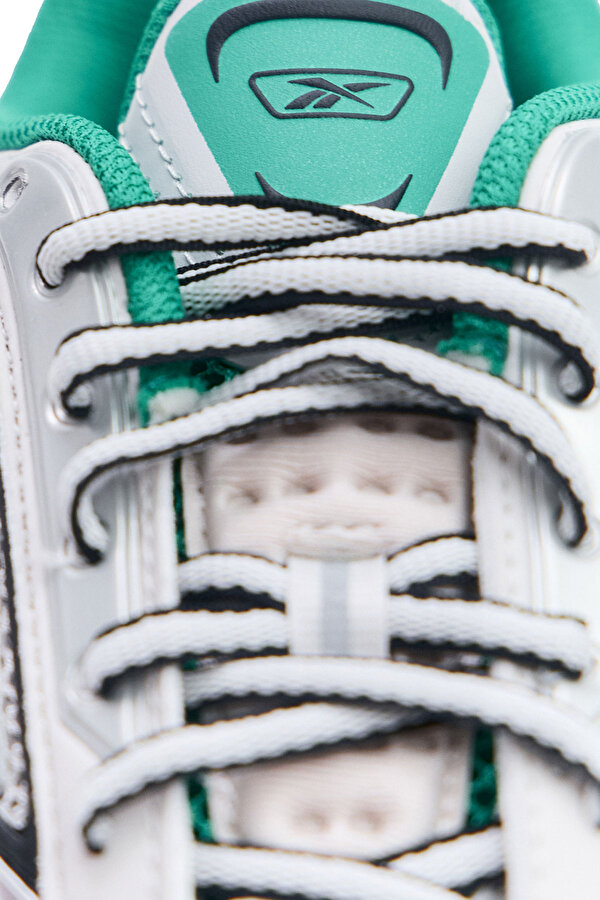 PREMIER ROAD ULTRA Sneakers