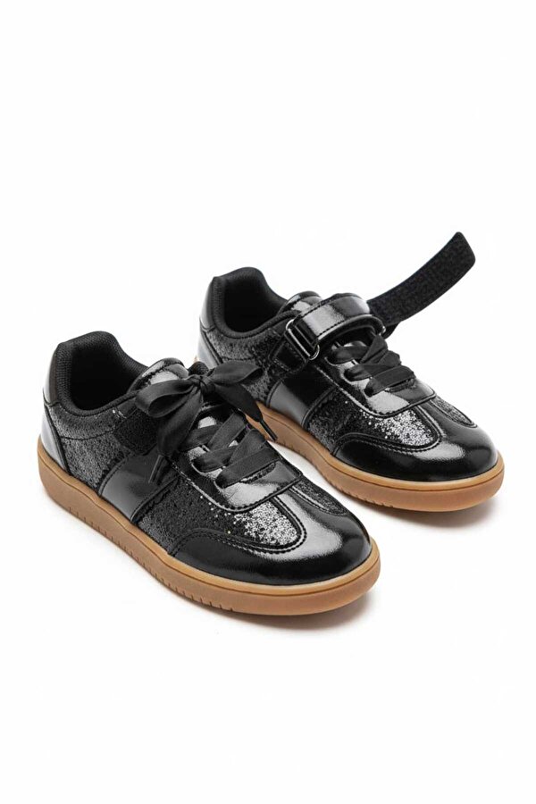 CIRTLI VE FİYONKLU PULLU ÇOCUK SNEAKER AYAKKABI