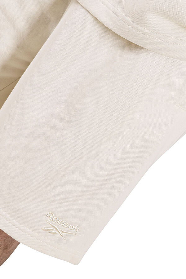 WARDROBE ESSENTIALS SHORT 337