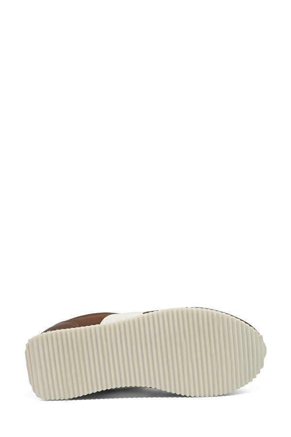 INT1226Y020 BROWN Woman 500