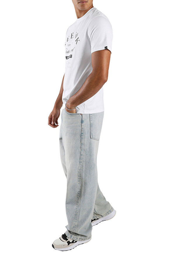 INTERNATIONAL GRAPHIC TEE WHITE Man 054