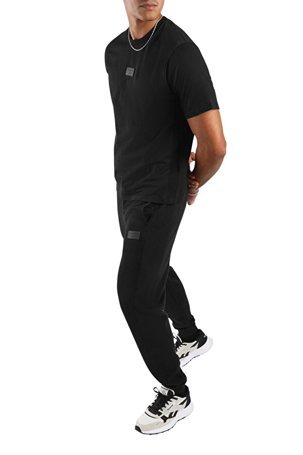 SILICONE BADGE T-SHIRT 054