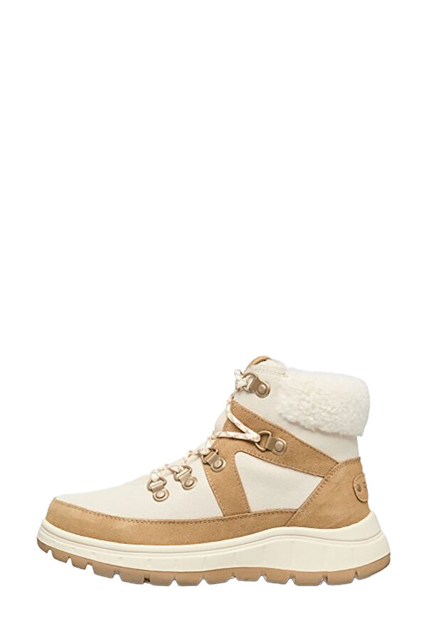 ALYAH Sneakers