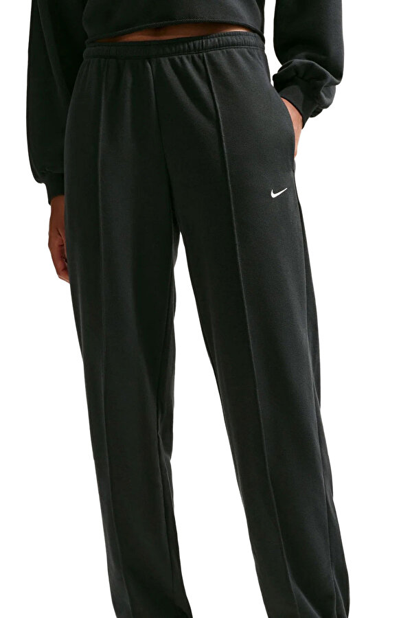W NSW CHLL FT JGGR PANT BLACK Woman 058