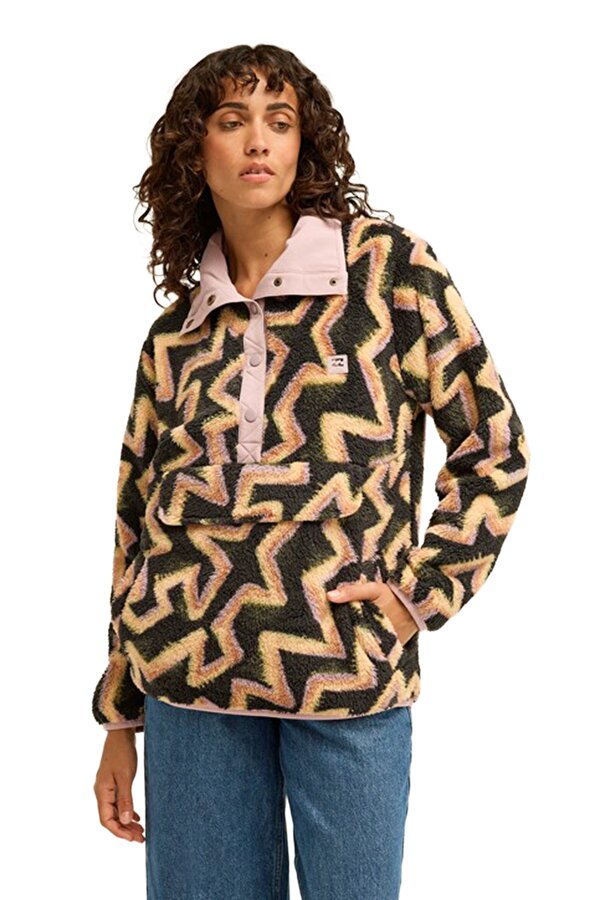SWITCHBACK PULLOVER 057