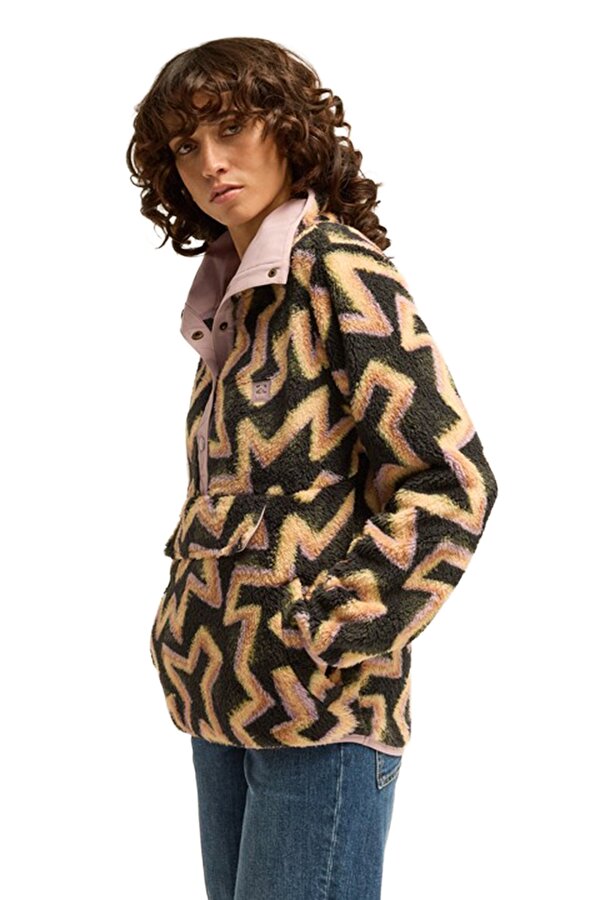 SWITCHBACK PULLOVER 057