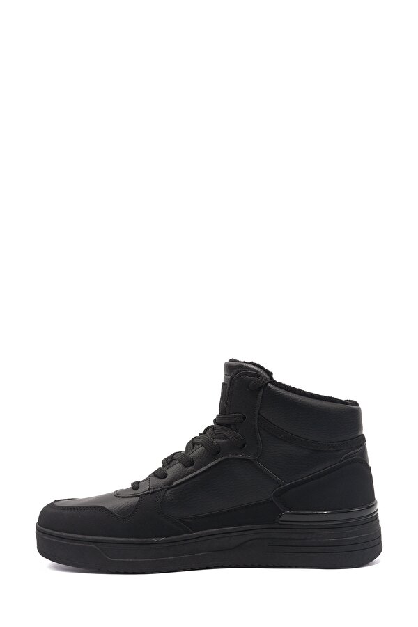 INT1126K058 BLACK Man 002
