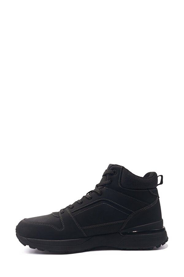 INT1126K060 BLACK Man 002