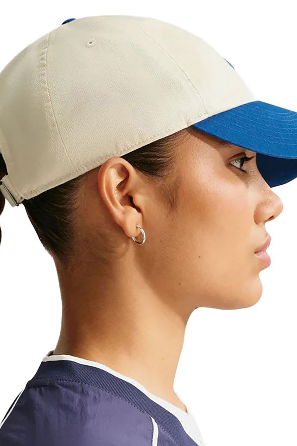 U NK CLUB CAP U CB FUT WS KHAKI Unisex 127
