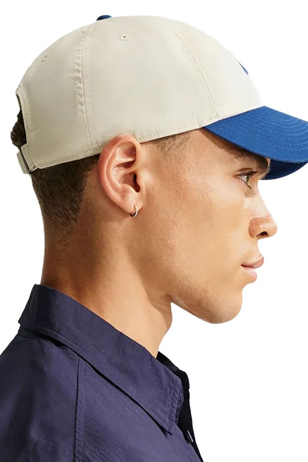 U NK CLUB CAP U CB FUT WS KHAKI Unisex 127