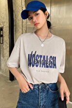 Unisex Nostalgia Baskılı Oversize Tshirt - FLO 3 Al 1 Öde