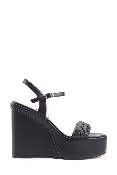 Nine West CORLA 4FX Siyah Kadın Dolgu Topuk Sandalet